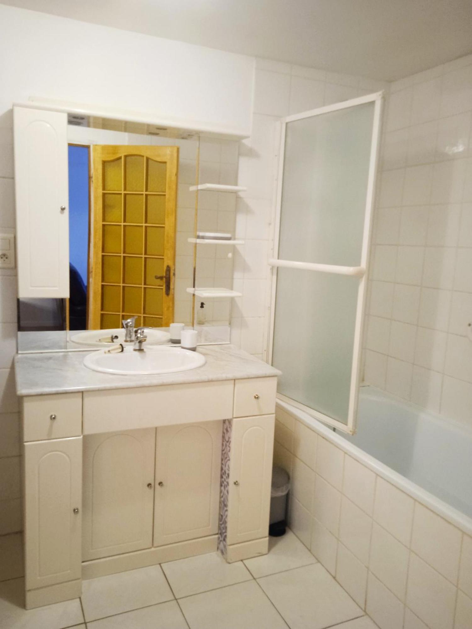 Studio La Roseraie Avec Jardin Privatif Proche Centre Ville Moissac Luaran gambar